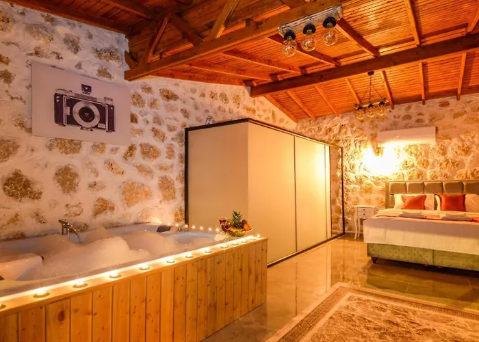 Yesilkoy 2 Bedroom * カルカン