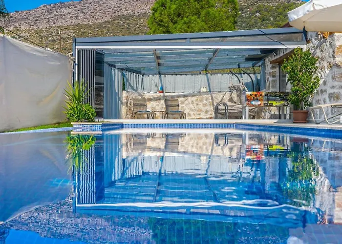 Yesilkoy 2 Bedroom ヴィラ *