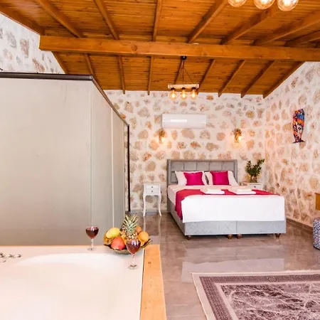 Yesilkoy 2 Bedroom Villa