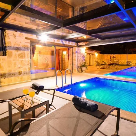 Yesilkoy 2 Bedroom Калкан