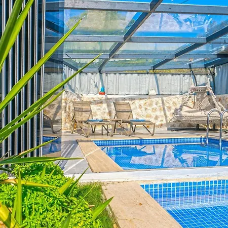 Yesilkoy 2 Bedroom Калкан