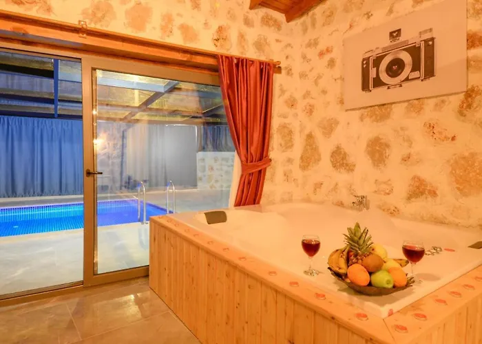 Yesilkoy 2 Bedroom