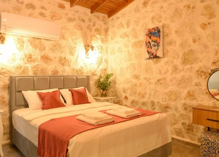 Yesilkoy 2 Bedroom فيلة كالكان