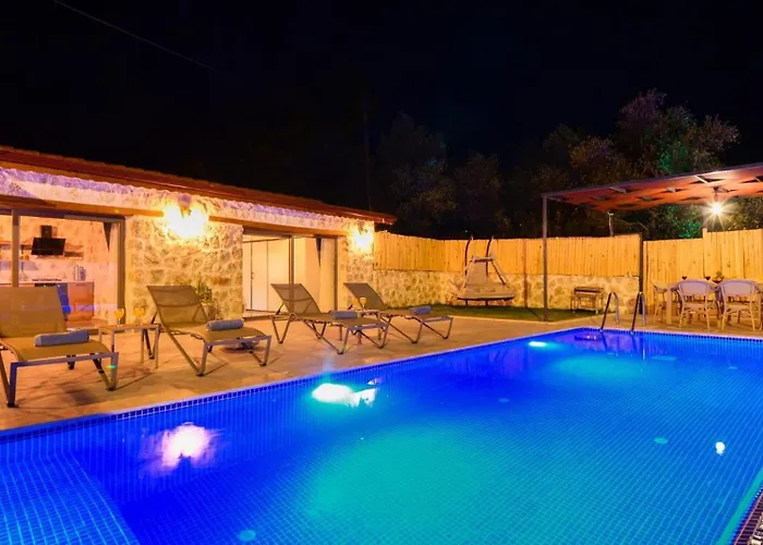 فيلة Yesilkoy 2 Bedroom كالكان