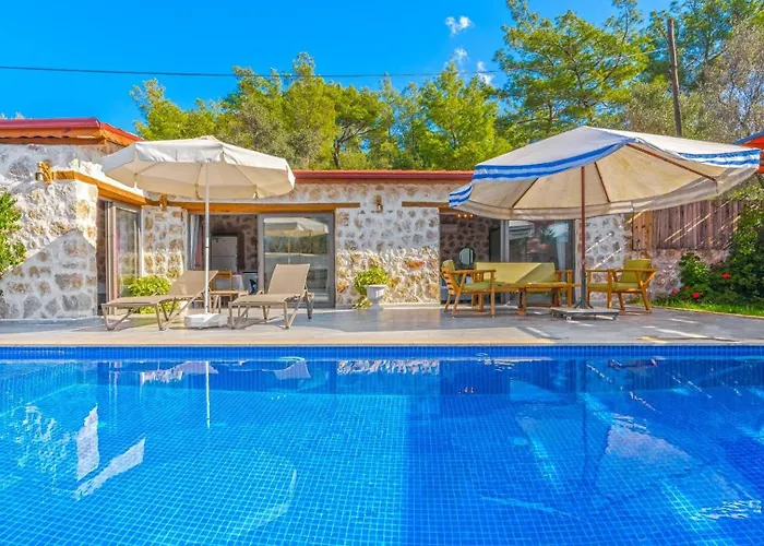 Yesilkoy 2 Bedroom * كالكان