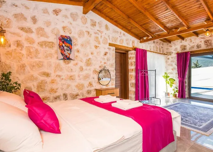 فيلة Yesilkoy 2 Bedroom كالكان